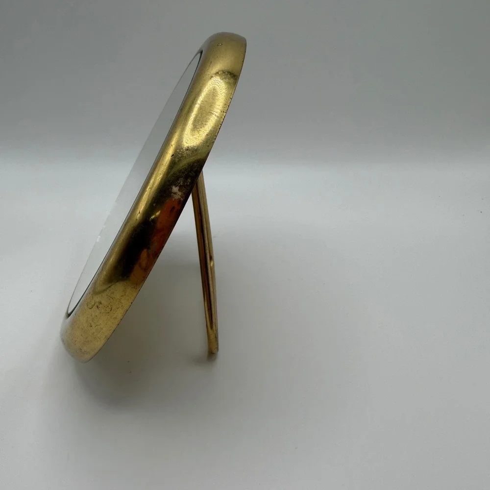 Unbranded vintage rount